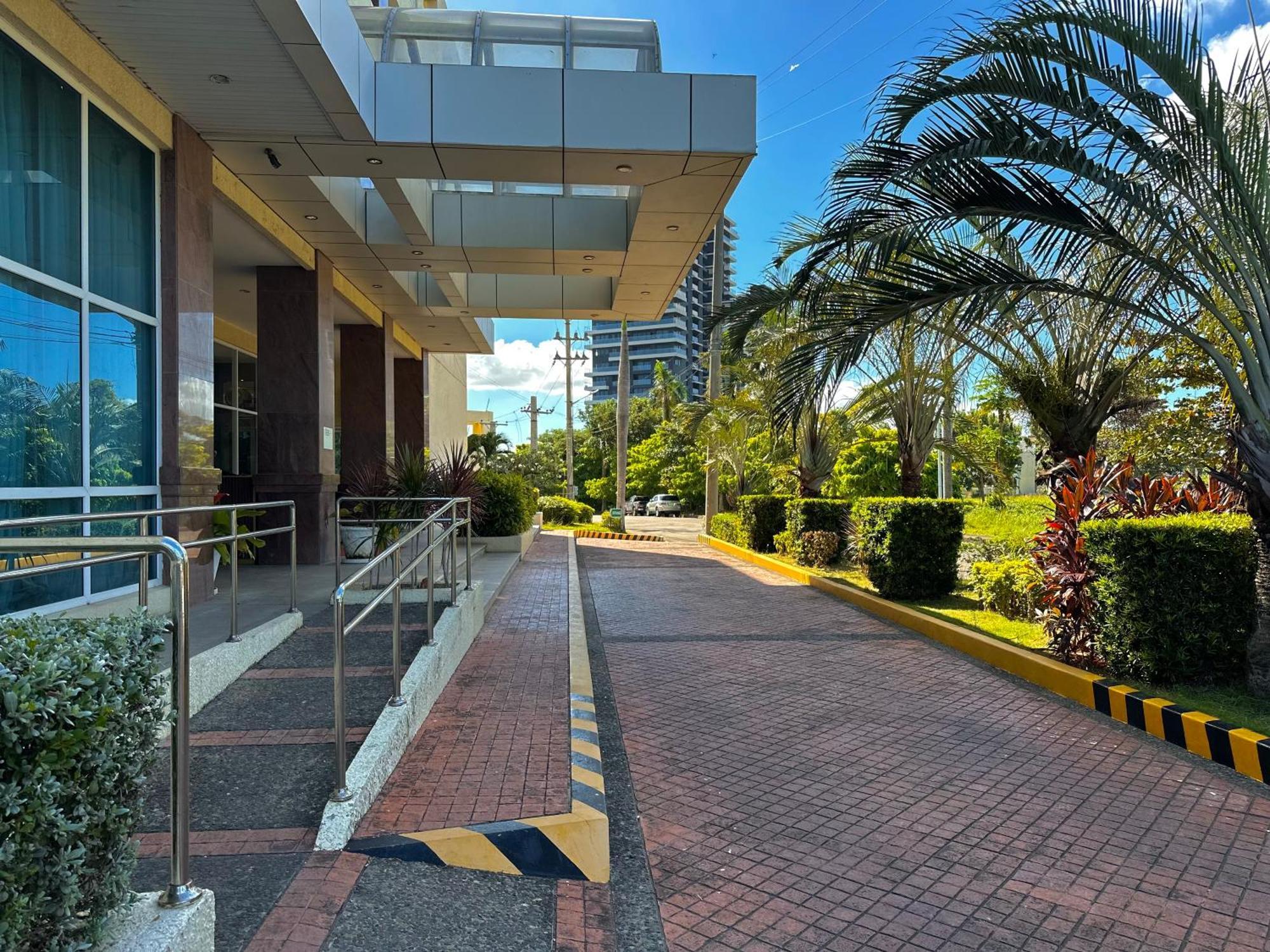 Oceanview Deluxe 1Br Suite La Mirada Isla de Mactán Exterior foto